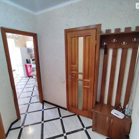 Комфортна Квартира В Жк Сімейний Vinnitsya Dış mekan fotoğraf